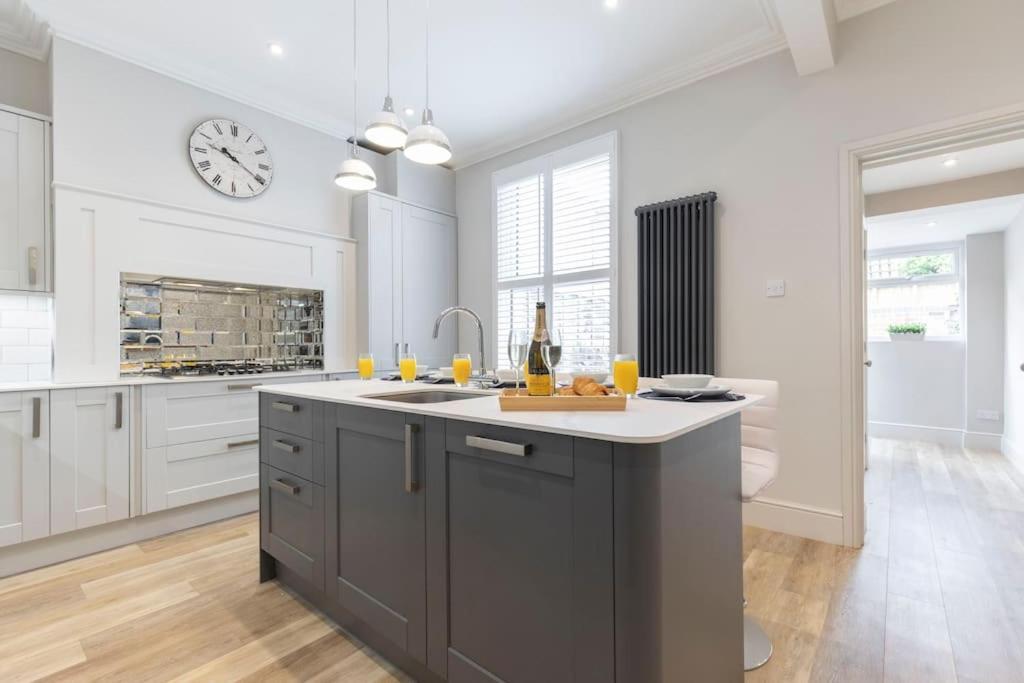 Stunning 5 Bed 4 Bath Period Home Cheltenham Buitenkant foto